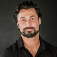 Melissa Pullano's Instagram, Twitter & Facebook