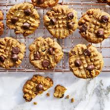 Easy Peanut Butter Cookies Every Pb Lover Should Try Peanut Butter Chocolate Chip Cookies Cookie Recipes Chocolate Chip Peanut Butter Cookies Recipes Chocolate Chip