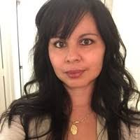 Renee Parra's Instagram, Twitter & Facebook