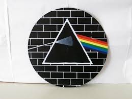 Pink Floyd The Dark Side Of The Moon Vinile Pink Floyds Classic Album Cover The Dark Side Of The Moon And The Wall Hand Painted Using Acrylics Onto An Old Vinyl Record Art Vinyl Art Paint Vinyl Painted