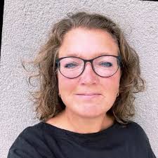 I 18 år och 11 månader har den ikoniska HSB loggan dykt upp på datorn när  jag startat arbetsdagen. Idag kommer den synas för sista gången! Nu väntar  en månad av ljuvlig