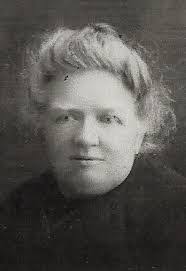 Edith Todd's Instagram, Twitter & Facebook