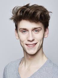 Experte für alles (TV Series 2025– )