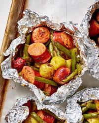 Recipe Sausage Potato Foil Packets Recipe Foil Packet Meals Foil Packet Potatoes Easy Vacation Meals