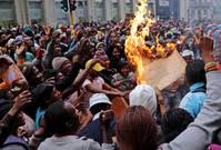 Brookside mall in pietermaritzburg on fire. 2013 Archive Cape Town Looting Small Stall Holders Foreigners Bear The Brunt Of Local Politics