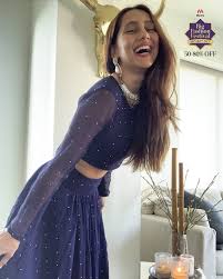 Myntra - India&#39;s Biggest Fashion Festival is now LIVE - Myntra Big Fashion  Festival from 16th - 22nd Oct. Anusha Dandekar is here already, shopping  for her favorite festive styles. You should