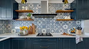 Whether you want inspiration for planning talavera tile kitchen or are building designer talavera tile kitchen from scratch, houzz has 43 pictures from the best designers, decorators, and architects in the country, including lisa gabrielson design and kevin dakan architect. Wondering Which Tiles Are Best For The Kitchen Backsplash Architectural Digest India