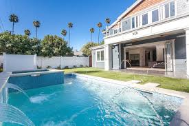 Cape Cod Modern Glam Mansion Houses For Rent In Los Angeles Vacation Home Mansions Mansions Homes