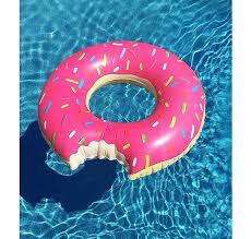 Donut Schwimmring Aufblasbar Ca 120 Cm Durchmesser Donut Schwimmring Schwimmringe Aufblasbare Poolspielzeuge