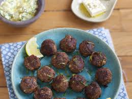 Keftedes Boulettes De Viande Au Citron Grece Recette Boulette De Viande Recette A Base De Viande Boulette