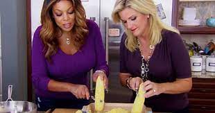 Trisha S Southern Kitchen Straight Up Comfort Food Highlights Cream Style Corn Food Network Recipes Comfort Food
