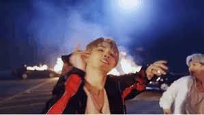 Mic Drop Gif By Candelapedrero Its Cand3laa Micdrop Jimin Gif Bts Steveaoki Mv Park Jimin Bts Jimin Bts Bangtan Boy