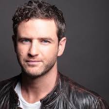 Bernard Curry's Instagram, Twitter & Facebook