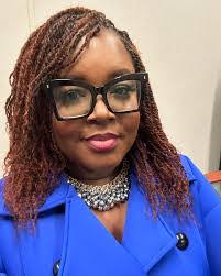 Maurice Barrett's Instagram, Twitter & Facebook