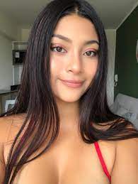 Latina subreddits
