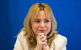 She was the former minister of public finance and is the current president of the senate of romania since 21 december 2020. Anca Dragu Fost Ministru De FinanÅ£e Pensiile Speciale Vor DispÄƒrea Magnanews