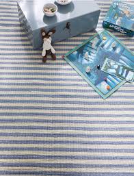 Blau ist auch beim teppich aus baumwolle gerne gesehen und findet oft in der küche oder im flur verwendung, da man den teppich leicht reinigen kann. Teppich Blaue Streifen Car Mobel
