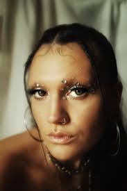 Producer Lucy Dye shares the euphoric track "Crystal Eyes x Diamond Minds"  • LOCK