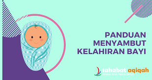Rambut sang bayi dipotong gundul dan disunnahkan untuk memberikan sedekah seberat timbangan rambut tadi dengan emas atau perak. Panduan Kelahiran Bayi Dalam Islam Yang Wajib Diketahui Sahabat Aqiqah