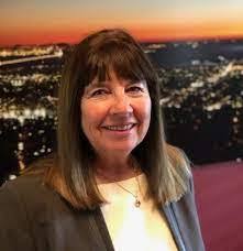 Lisa Lagorio's Instagram, Twitter & Facebook