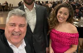 My dad met my boyfriend and 💕loved💕 him yall… go listen to this week's  episode of @crystalsnightcap !!