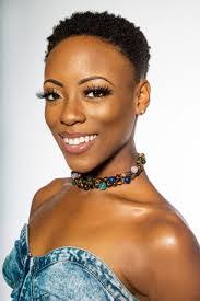 Alexis Berry's Instagram, Twitter & Facebook