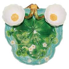 Proudly serves atlanta and the surrounding areas. George Jones Majolica Strawberry Server Turquoise And Green English Dated 1877 For Sale At 1stdibs
