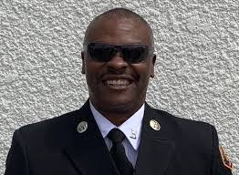 Alex Linton's Instagram, Twitter & Facebook