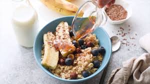 All of the flavor but with a fraction of the calories. How To Make Oatmeal Using Quick Oats Old Fashioned Oats And Steel Cut Oats Eatingwell