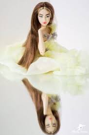 Hierbei bestimmen sie gleichzeitig auch die länge des überwurfs. 900 Barbies Welt Ideen In 2021 Barbie Puppen Barbie Puppen