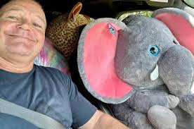 A BIG thank you to our friends at the Winner Every Time YouTube channel,  Katie and Spencer. They go all over the country to amusement parks, fairs,  and festivals, and show people