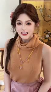 fan cứng Les Allen