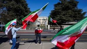 رهبر اکثریت سنای آمریکا: هرگونه اقدام نظامی علیه ایران باید برای تغییر حکومت باشد