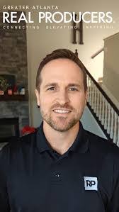 Stuart Iverson's Instagram, Twitter & Facebook