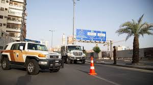 Saudi arabia latest news about full lockdown and 24 hours curfew 24 saudi news. Coronavirus Saudi Arabia Revises Curfew Timings For Month Of Ramadan Al Arabiya English