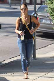 From may 2008 to august 2011, minka kelly was in a relationship with former new york yankees baseball player derek jeter. Minka Kelly In Jeans 17 Gotceleb