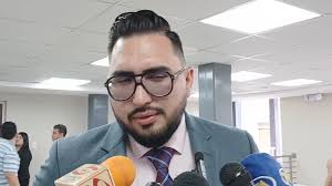 El director de higiene y aseo del municipio de Portoviejo Mike Hidalgo,  expone su esquema de trabajo en cuanto a recolección de basura, según el  funcionario tratan de mejorar el barrido y recolección ...