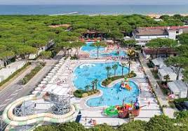 Il camping veliero, si trova nel cuore della maremma toscana, a pochi chilometri dal centro abitato di follonica e dispone bungalow e piazzole per le vostre vacanze al mare. Campings Italy 4 5 Stars Bungalow Tourist Villages Glamping Italy