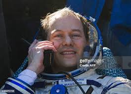 182 International Space Station Chris Hadfield Stock Photos, High-Res  Pictures, and Images