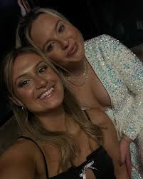 love letter to february😚💐🍷