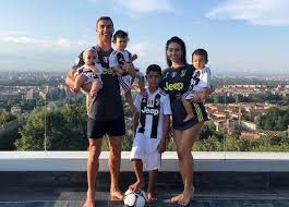 One of the most successful girlfriend of the (g.o.a.t) greatest of all time footballers of the decade christiano ronaldo pic.twitter.com/4raetkilhf. Georgina Rodriguez S Boyfriend Before Cristiano Ronaldo Details Of Past Affairs And Dating History Glamour Fame