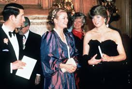 Näher sind sich charles und diana gekommen, als sie neunzehn jahre alt war und charles sie zu einem poloturnier einlud. How Princess Diana And Prince Charles Spent The Months Lead Up To Their Royal Wedding In 7 Photos