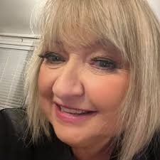 I wanted to ask you Again... do you use Instagram?🤔