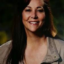 Lori Headrick's Instagram, Twitter & Facebook