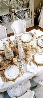 White Christmas Decorating Ideas White Christmas Trees Tablescapes White Christmas Decor Christmas Bathroom Decor Christmas Tablescapes Elegant