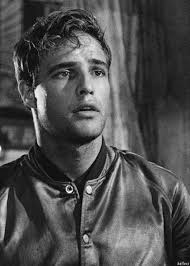 Марлон брандо в 1952 году. Molodoj Marlon Brando Pikabu
