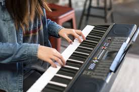 61 Key Beginners Electronic Keyboard Piano Set W Lighted Keys 3 Modes Piano Keyboard Piano Learn Piano