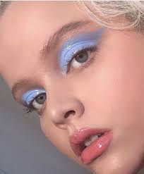 Glam Up Your Makeup With Trending Glossy Lids Glam Glossy Lids Makeup Trending Editorial Makeup Aesthetic Makeup Makeup Inspiration