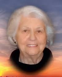 Rachel Michaud's Instagram, Twitter & Facebook