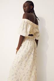 We did not find results for: Rochie Cu Umerii Goi Galben Deschis LavandÄ Femei H M Ro